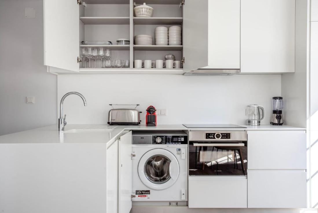 Private Bedrooms In The Heart Of Lisbon — Photos 1